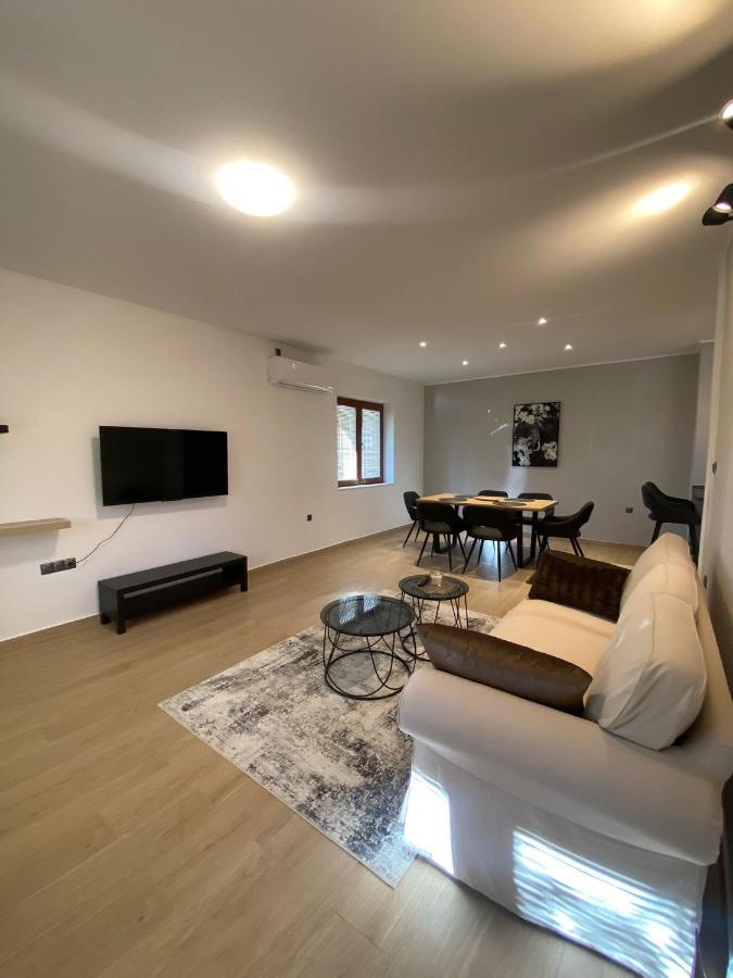 Apartmani Cvita Neviđane Esterno foto